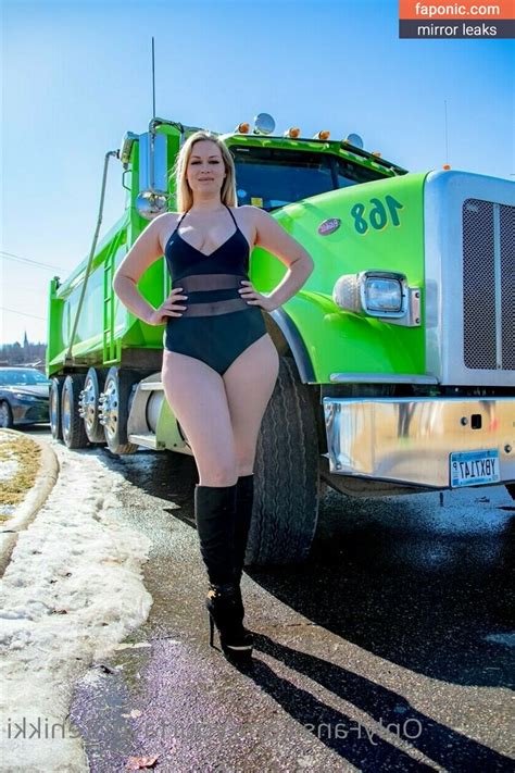 Preview 3 of Nikki Baker Leak Only Fand