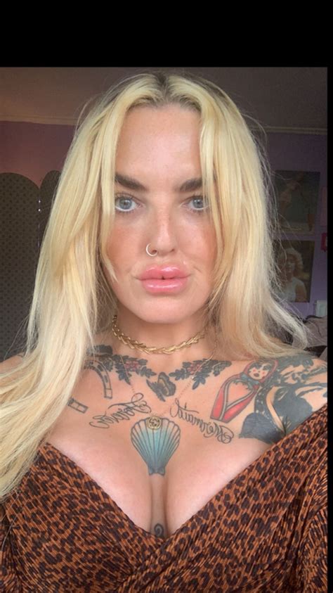 Nikki Darling Onlyfans Model Nudes Telegram channel preview