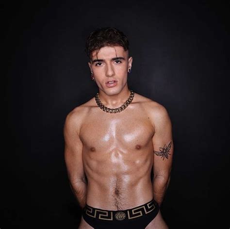 Preview 3 of Oh_its_simon Onlyfans Gb
