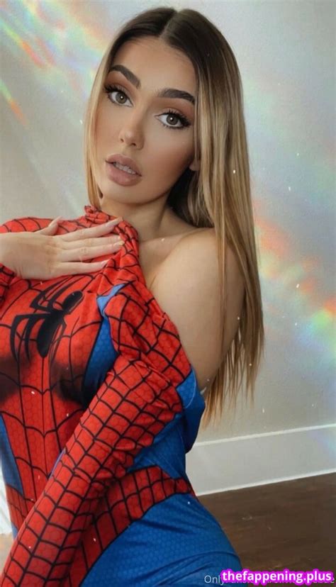 Preview 1 of Onlyfans/therealoliviamae Vip Leaks