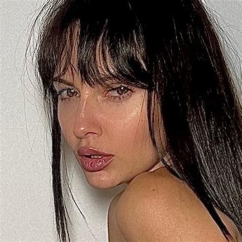 Preview 1 of Polina Favorskaya/favlav/lavblast Leaked Onlyfans Nudes