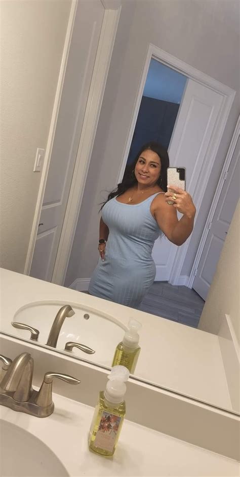 Preview 4 of Pornhub Thick Latina Naked