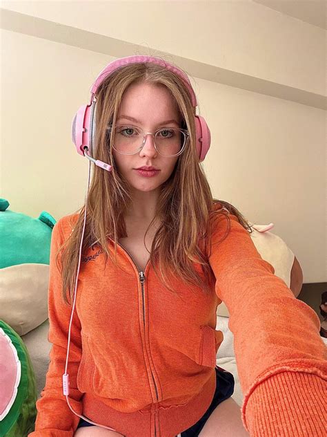 Preview 2 of Princessiggy Leaked Onlyfans Leakk