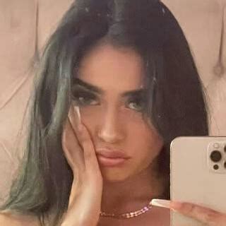 Preview 3 of Queenbrii69 Onlyfans Nude Photo Leaks