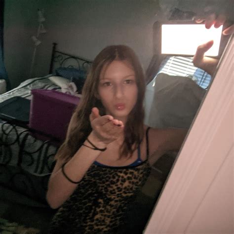 Preview 2 of Raerae Onlyfans Vip Drop
