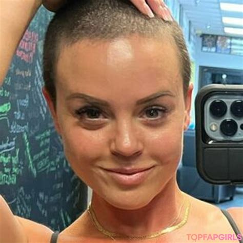 Preview 1 of Rahyndee Leaked Onlyfans Nude Photo