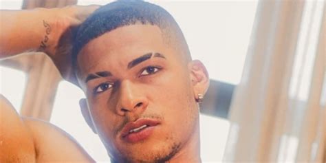 Realtaloxl OnlyFans channel