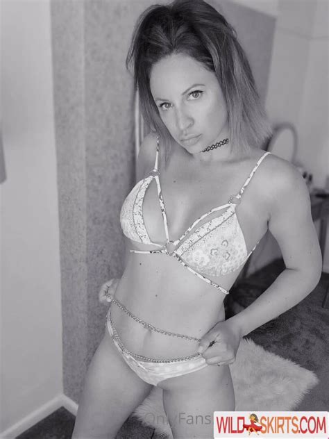 Preview 3 of Rebecca Vocal Athlete Leaks Nudeex Onlyfans
