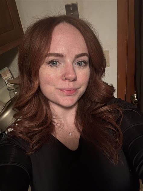 Preview 1 of Red Head Winter Leaked Pictures Nude