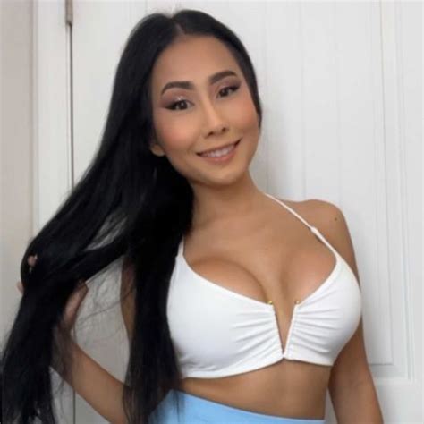 Preview 2 of Rubysnowxoxo Onlyfans Leaks
