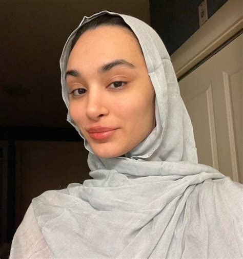 Preview 1 of Sahar Onlyfans Fans Free