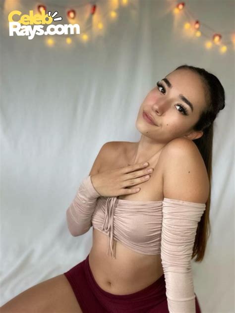 Preview 1 of Sam Only Fans Nude Photo