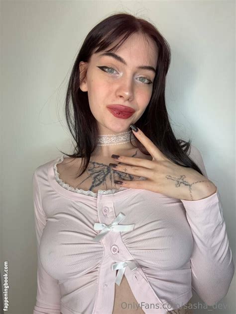 Preview 4 of Sashbleu Onlyfans Leakes