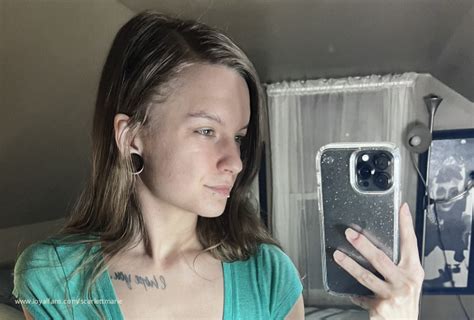 Preview 3 of Scarlett Mariee Fans Exposed