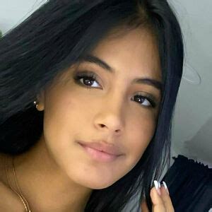 Preview 1 of Silvana Londoño Leaks Onlyfans
