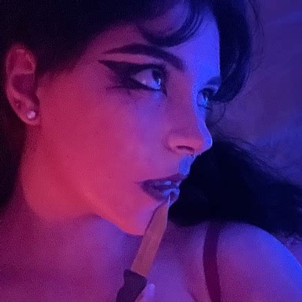 Preview 1 of Silverkitty666 Onlyfans Big Tits