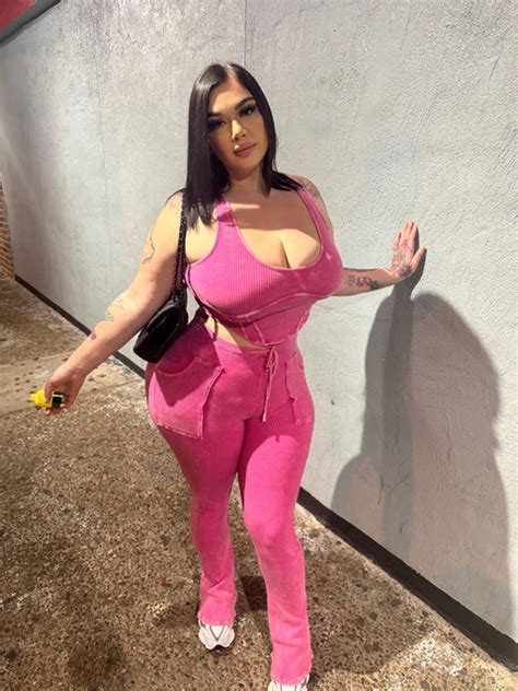 Snowinnhouston Onlyfans Nude Leakes Telegram channel preview