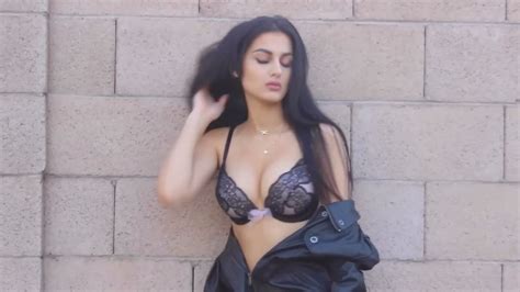 Sssniperwolf Bra content