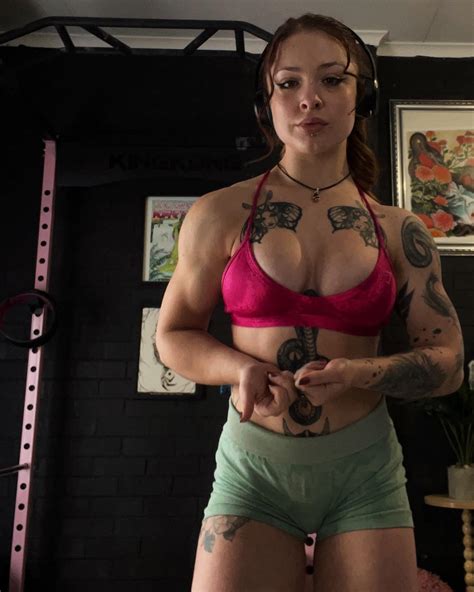 Steph Guglielmin OnlyFans channel