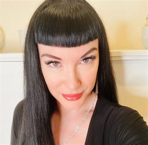 Preview 3 of Strapon Mistress Only Fans Leaked