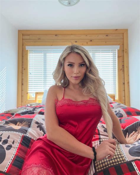Stripvids Onlyfans Pack Leaked Telegram channel preview