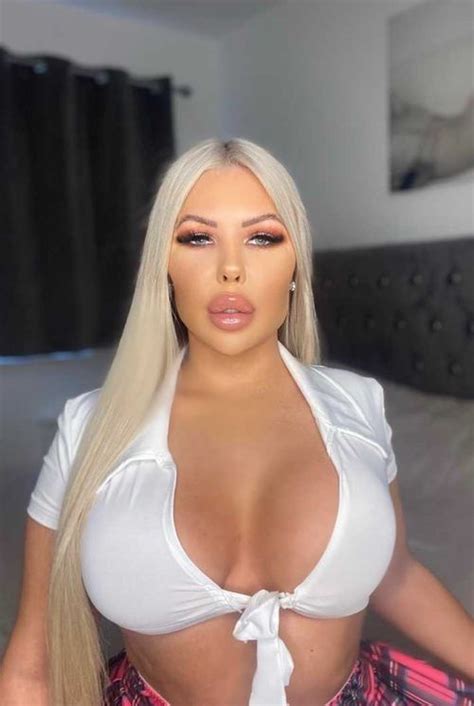 Preview 2 of Sultry_blondie Only Fans Free