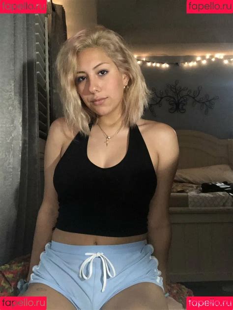 Preview 4 of Sweetrora Onlyfans Telegram Videos Leaks