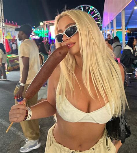 Preview 1 of Tana Mongeau Only Fans Leaked Leam Porn