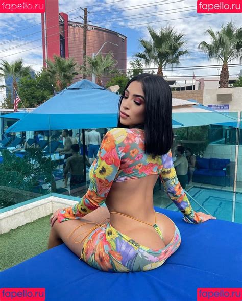 Preview 3 of Thaliamcix Onlyfans Full Leaked