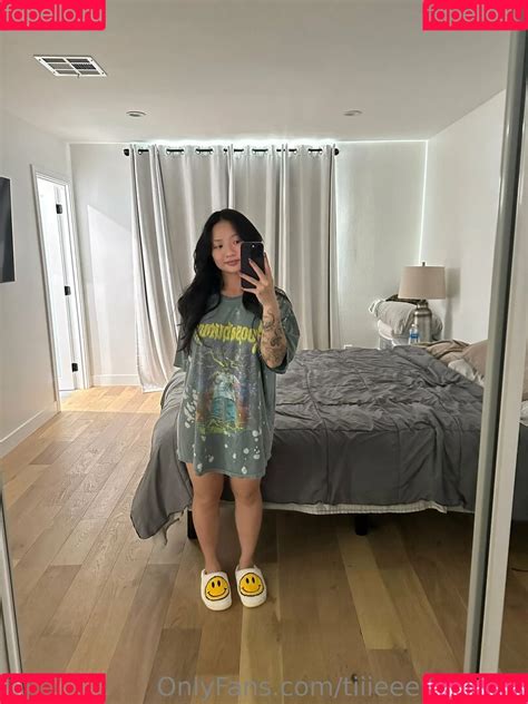 Preview 3 of Tiiieeenprivate Onlyfans Nude