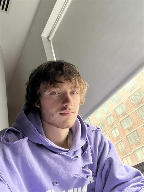Preview 2 of Timothy_champagne Onlyfans Video Leaked