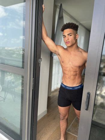 Preview 4 of Treyswood Onlyfans Archive