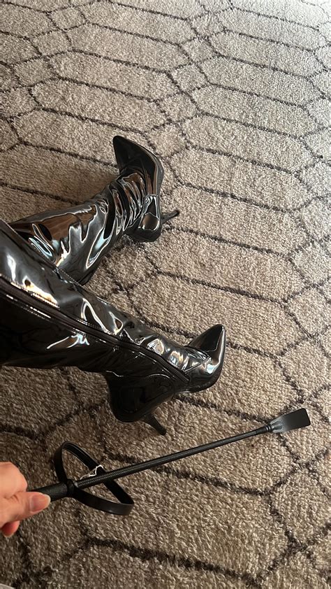 Tslunafuego Nude Flashes Telegram channel preview