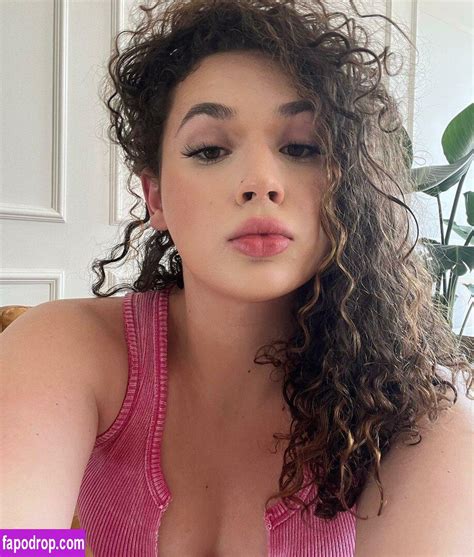 Preview 3 of Tsvalencia Onlyfans Nude Photoshoot