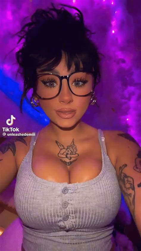 Preview 3 of Unleashedemiii Onlyfans Leaked Photos