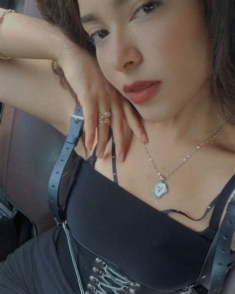 Valeri Martinez OnlyFans channel