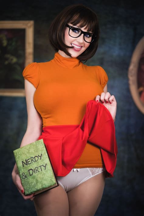 Preview 4 of Velma Dinkley Upskirt Leaked Nude Photo