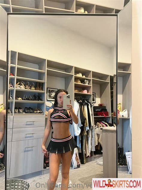 Preview 1 of Veronicaperasso Nudes Onlyfans Leaked