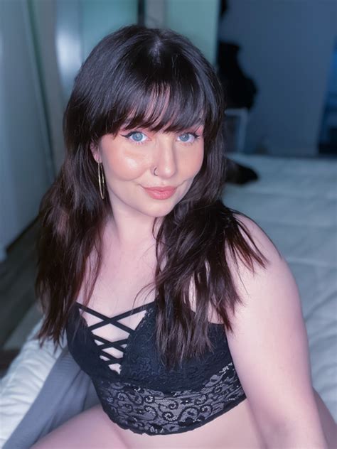 Preview 4 of Verysmolhat Onlyfans Full Nudes