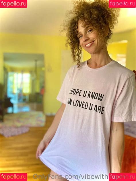 Preview 1 of Vibewithmommy Leaks Onlyfans Mega