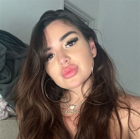 Preview 3 of Victoryaxo Threesome Nudes Onlyfans
