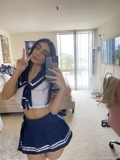 Violet Myer Nudes Port Onlyfans Telegram channel preview