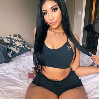 Violetfirelove OnlyFans channel