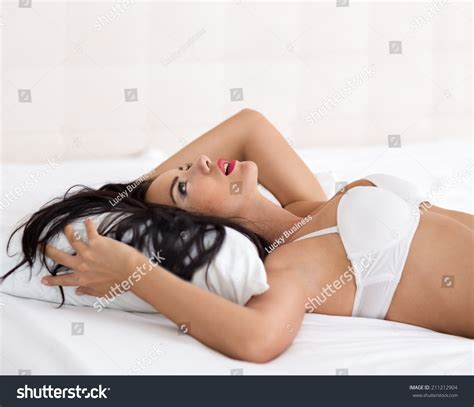 Preview 3 of Women Having An Orgasm Nude Videos
