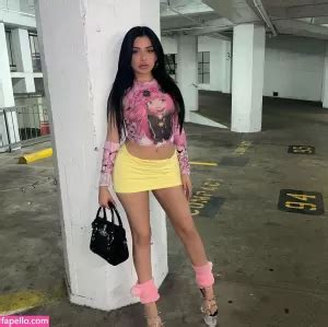 Preview 3 of Yahaira Yumi Full Videos