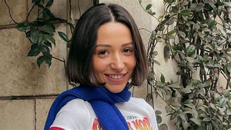 Preview 1 of Zeynep Bastık Fans Content