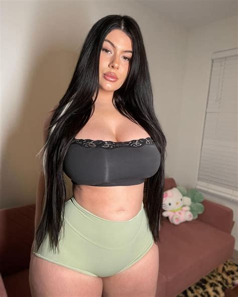 Preview 1 of Zoe Renea Ig Onlyfans Com
