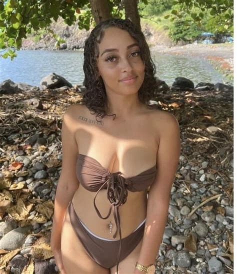 Annaaeeelle OnlyFans channel