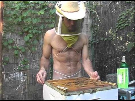 Beekeepingage69 nude OnlyFans channel