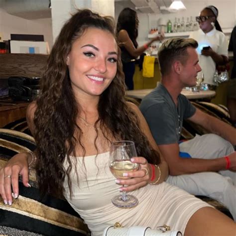 Crystal wright only fans OnlyFans channel
